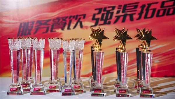 40萬+餐飲門店選擇！千味央廚靠這5大核心優(yōu)勢獲得行業(yè)廣泛認(rèn)可